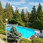 Ensana Thermal Aqua מלון 4*